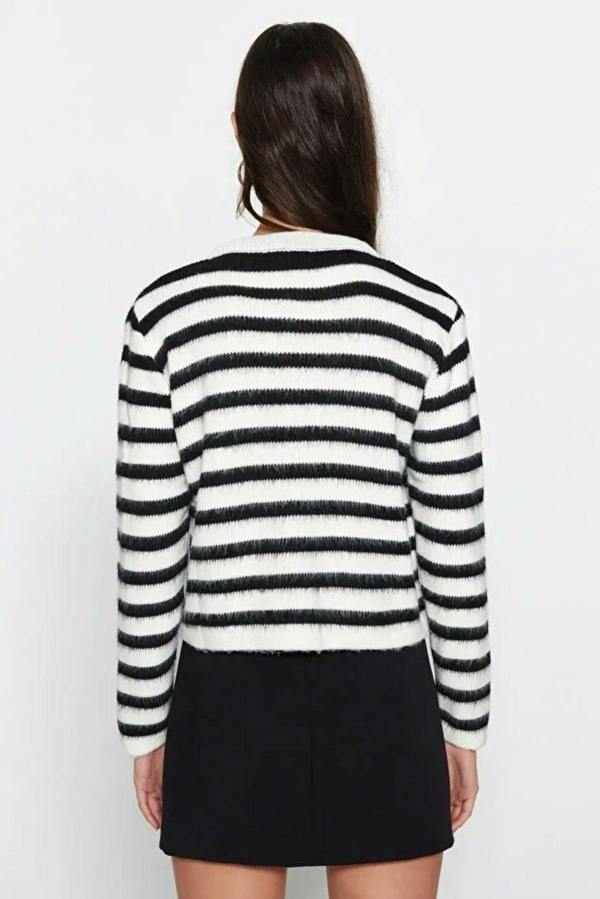 WOVCOR Soft Textured Striped Knit Cardigan