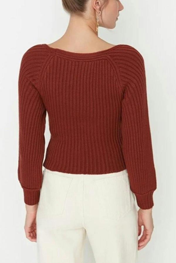 WOVCOR Crop Sweetheart Neck Knit Sweater