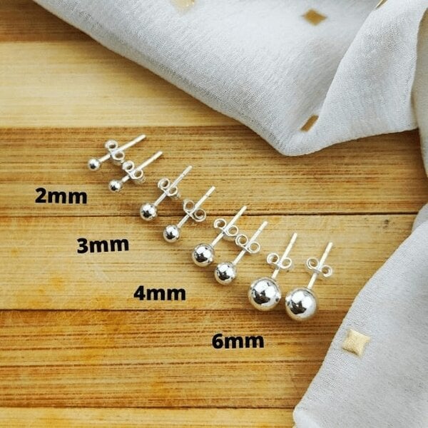 The Colourful Aura Pure Silver Solid Unisex Round Ball Minimalist Dainty Everyday Studs Earrings