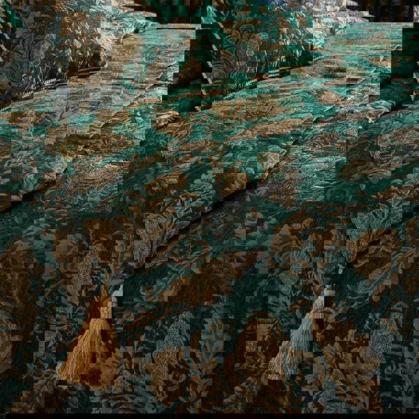 Paoletti Shiraz Traditional Jacquard Bed Runner - Emerald/Gold