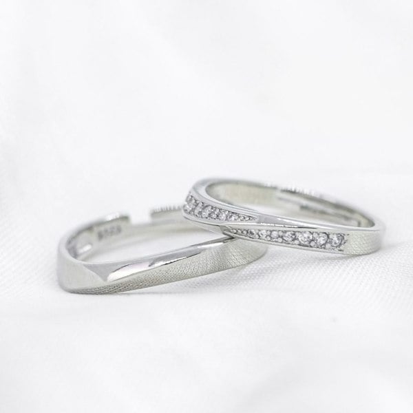 Silver Zircon Ring Set