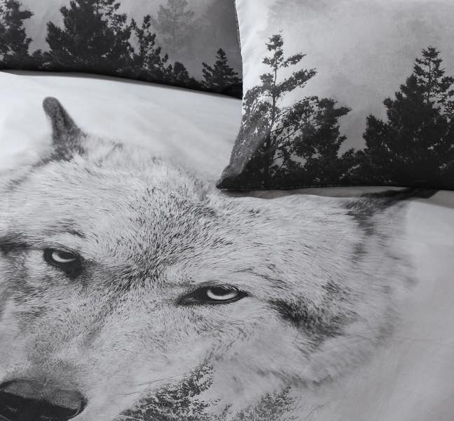 Smart Living Reversible Polycotton Wolf Panel Duvet Cover and Pillowcase Set