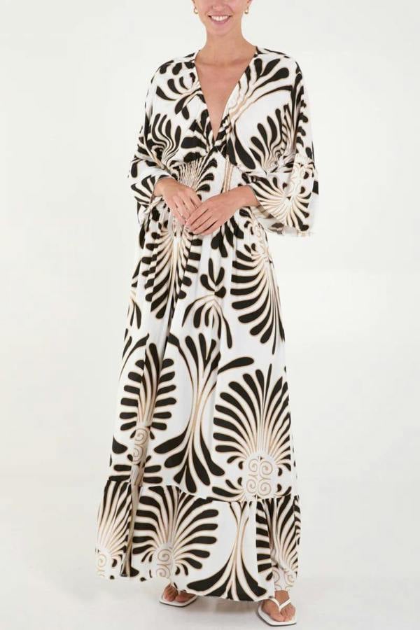 Hoxton Gal Oversized 3/4 Sleeves V Neck Feather Swirl Printed Black Maxi Dress