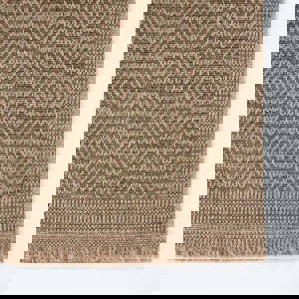 Nature Outdoor Green Rug durable, weather-resistant, Jute-Look design.