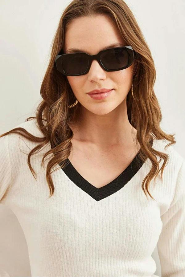 Hoxton Gal Neck-Detail Brushed Stretch Blouse