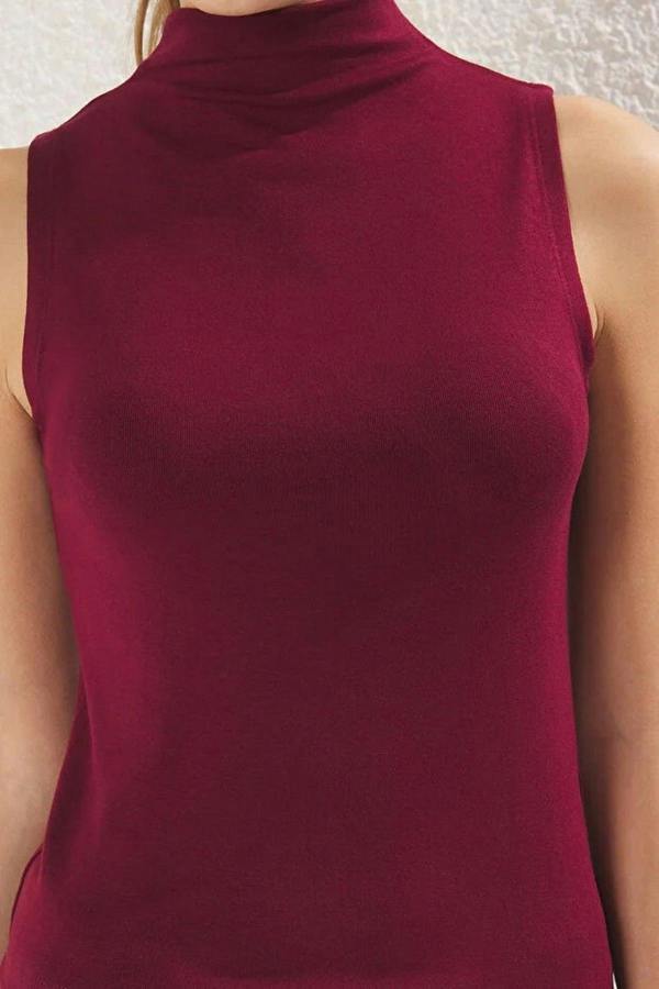 WOVCOR High Neck Regular Length Knitted Blouse