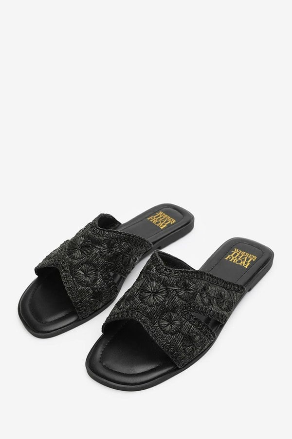 Where's That From Alaska Women's Jute Floral Embroidery Flat Sandals in Black Raffia
