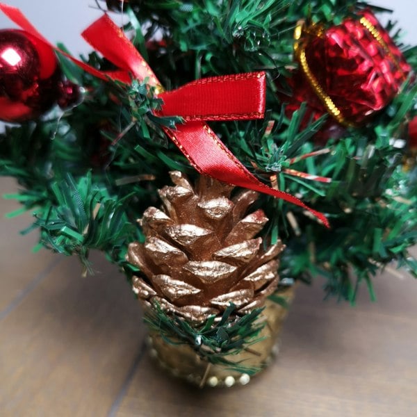 Samuel Alexander 30cm Premier Green Mini Christmas Tree Decorated in Red & Gold