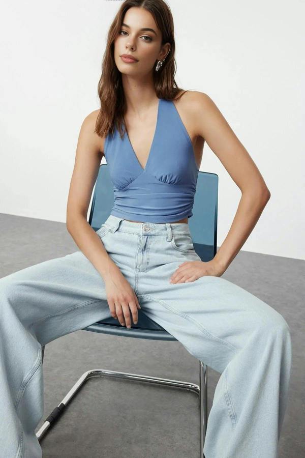 WOVCOR Halter Neck Patterned Fitted Crop Knit Blouse