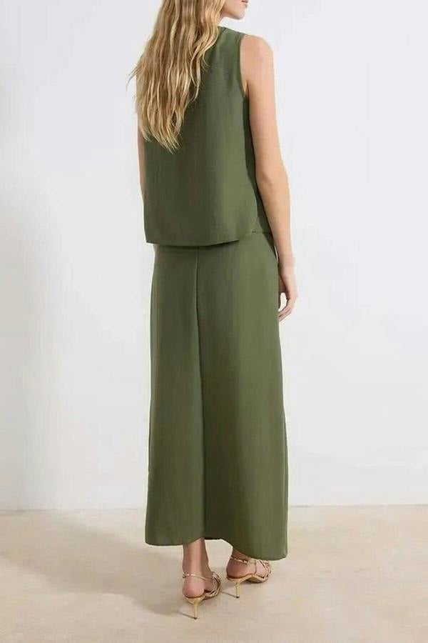 WOVCOR 2-Piece Blouse-Skirt Woven Top and Bottom Set with Accessories and Slit Detail