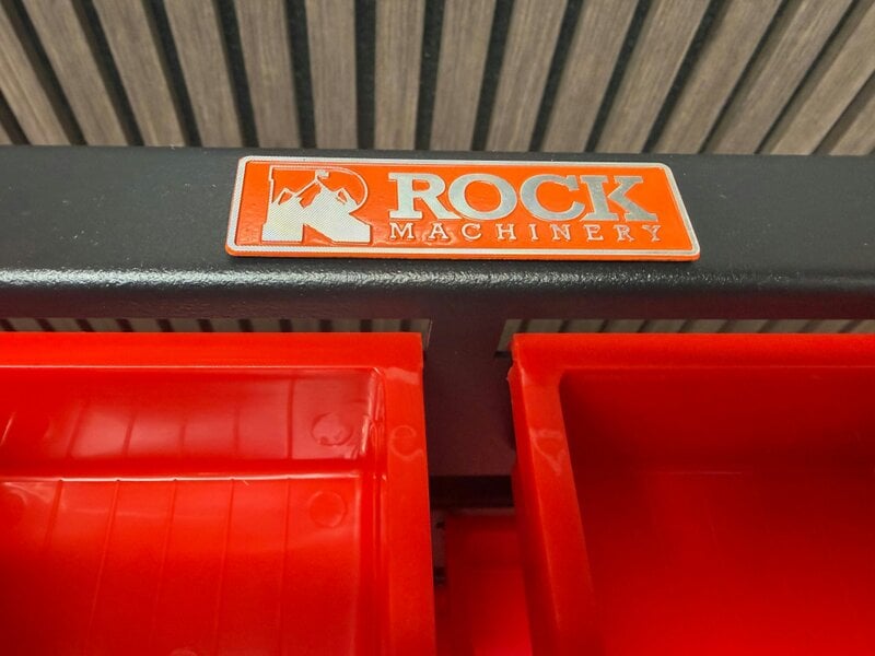 Rock Machinery Rock RT-050 Workshop consumables rack with boxes