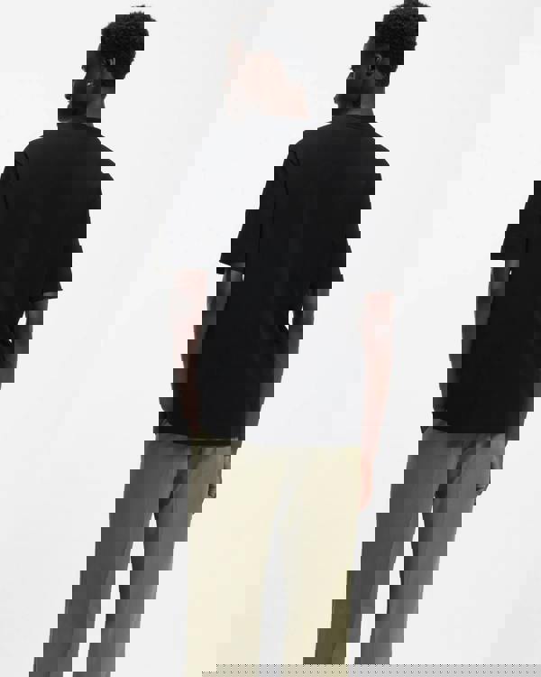 Model wearing Model wearing HUGO Doreston Mens Graphic T-Shirt in Black 001 - Back