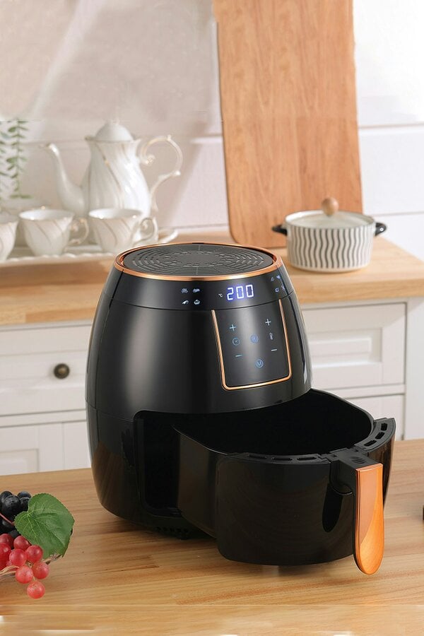 Living and Home 5.5L Digital Touchscreen Air Fryer Oven with Rapid Air Circulation System Timer & Adjustable Temperature Control