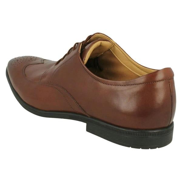 Clarks Mens Clarks Brogue Detailed Shoes Bampton Wing