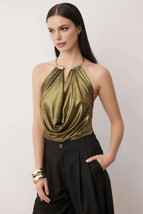 WOVCOR V-Neck Knit Party Blouse with Accessory Details