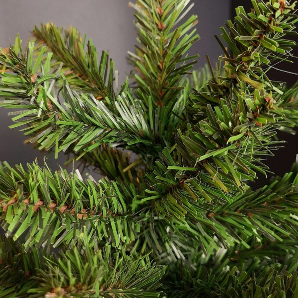 Samuel Alexander 60cm Mini Richmond Christmas Tree in a Burlap Base with 72 Tips