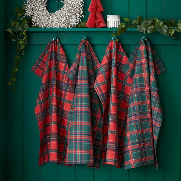 Catherine Lansfield Christmas Tartan Check Kitchen Tea Towel Pack of 4 Red / Green