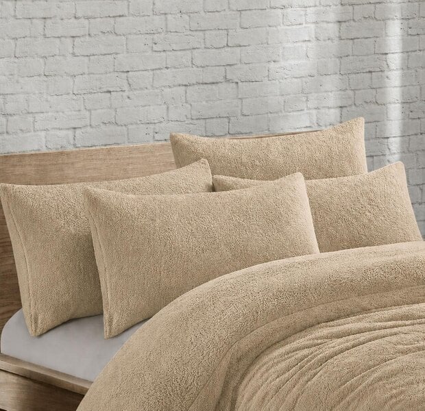 Night Zone Teddy Bear Fleece Pillowcases Pair – Soft Warm Plush Pillow Covers - Beige