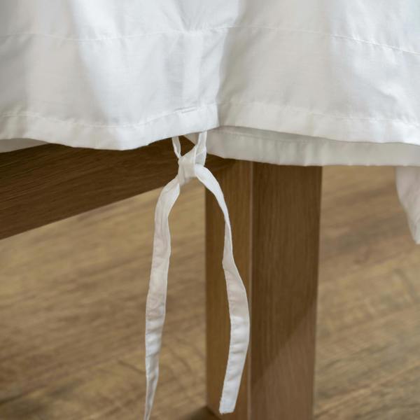 White 200 Thread Count Organic Cotton 30cm Standard Fitted Sheets close-up detail 3 | Soak and Sleep