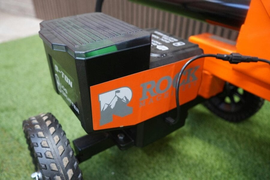 Rock Machinery Venom Li9 – 9 Ton Lithium-Ion Log Splitter