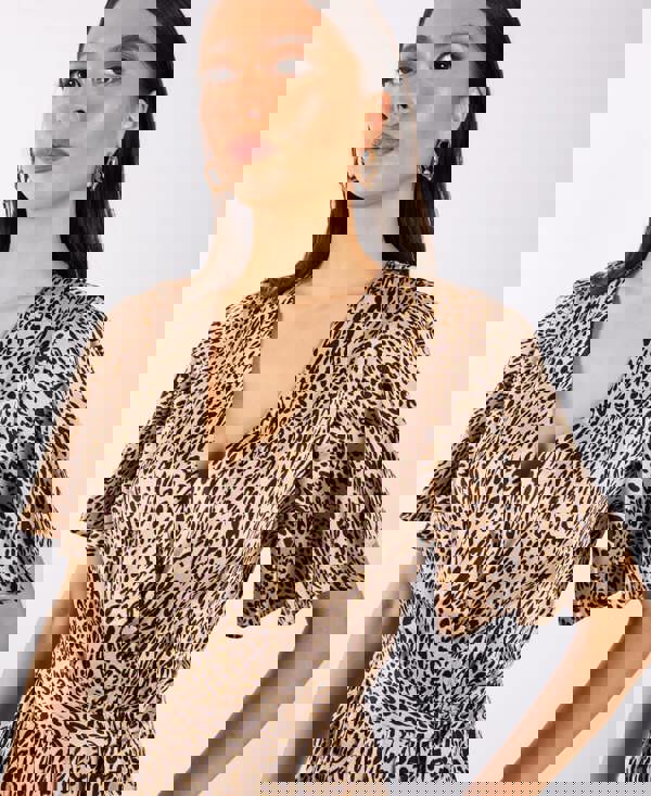 Leopard Printed Satin Jumpsuit sleeves