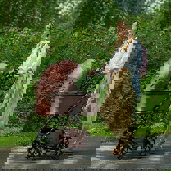 Giggle 4 Special Edition Pram and Accessory Bundle Bear Hug - Bundle - Cosatto Store