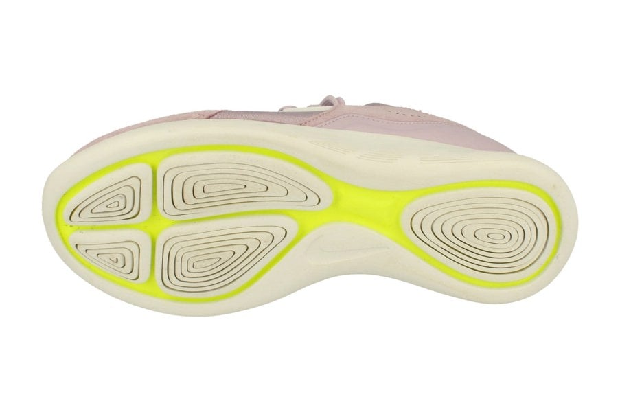 Nike Womens Lunarcharge Premium 923286  500 - Iced Lilac Summit White 500 - Photo 4