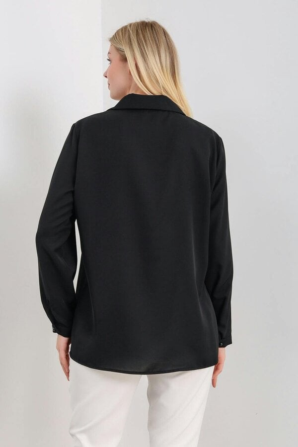 Hoxton Gal Oversized Long Sleeves Blouse with Brooch Details in Black