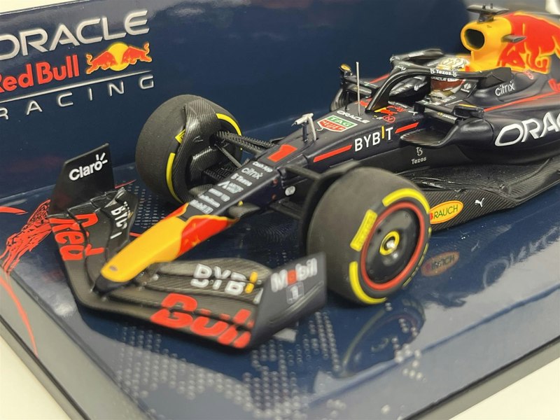 Minichamps Max Verstappen Red Bull Racing RB18 Winner Saudi Arabian GP 2022 1:43 417220101