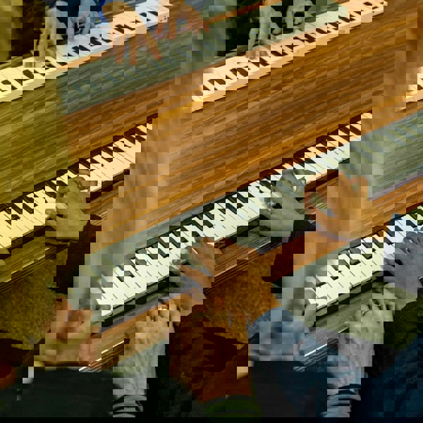 Carry-On 88 Key Folding Piano - Black#Colour_Black