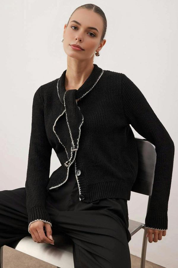 WOVCOR Color Block Knit Sweater with Shawl Collar Detail