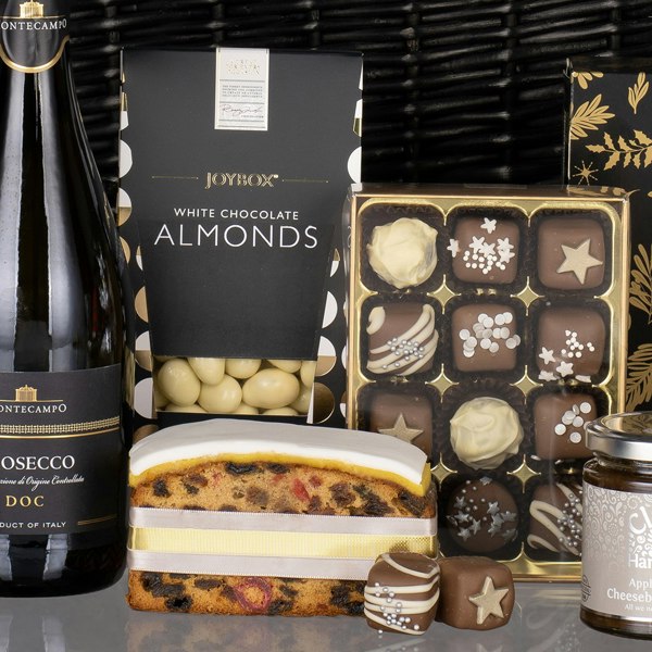 Virginia Hayward A Touch of Class Basket