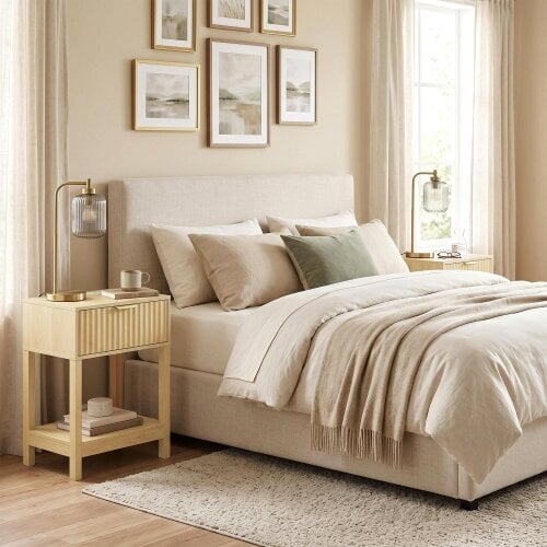 HOMCOM Fluted Bedside Table with Charging Station, Set of 2 Bedside Cabinet