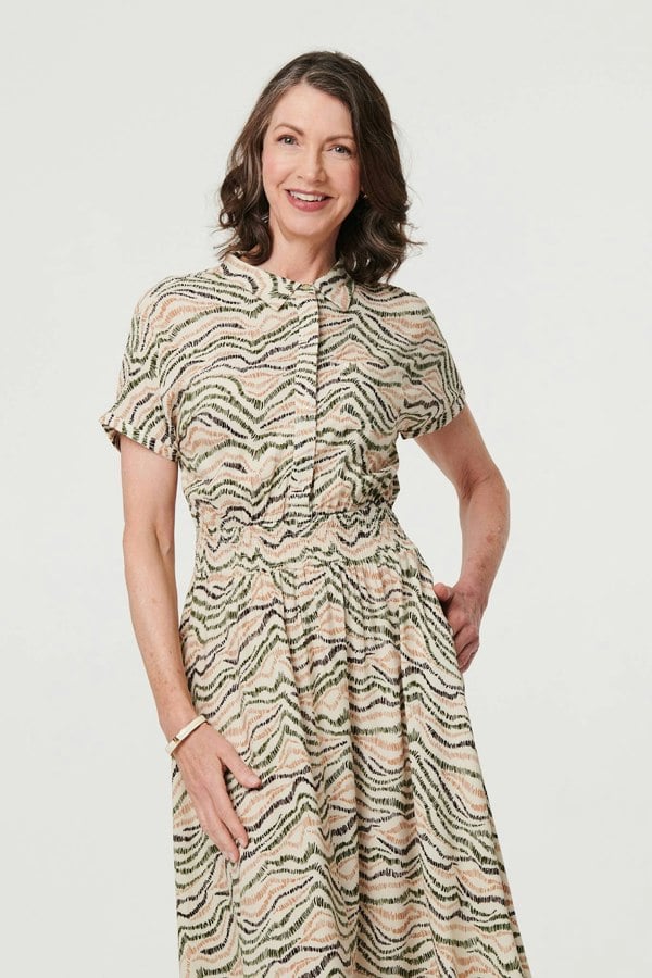 Green | Printed Short Sleeve Shirred Midi Dress
