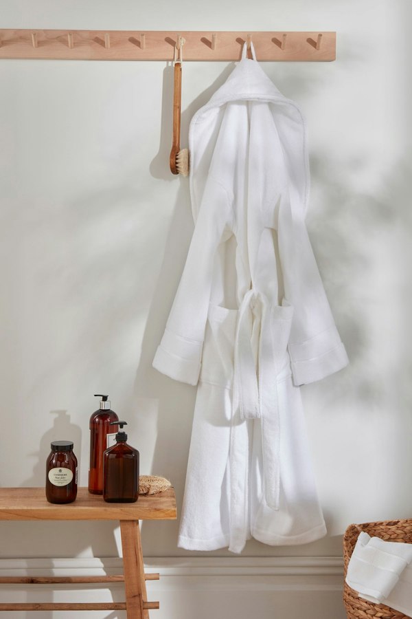 Pretty You London Bamboo Towelling Robe in Cloud White