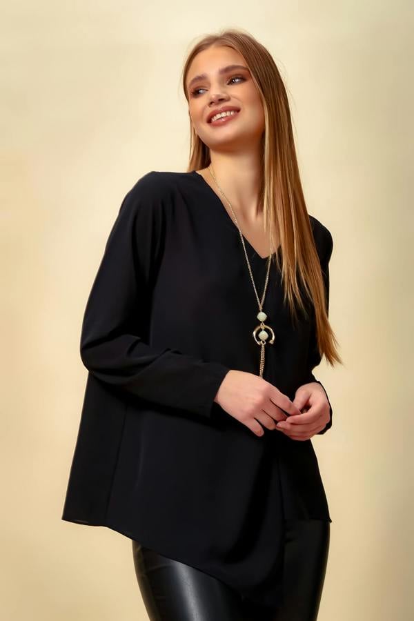 Hoxton Gal Oversized Layered Top with Necklace in Black