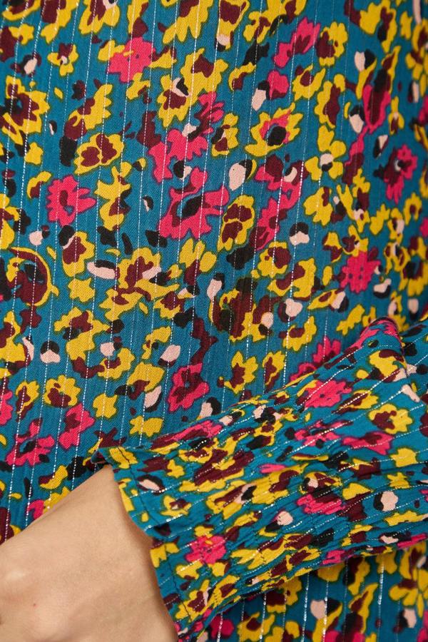 Mudflower Floral Printed Button-Up Blouse with Ruffle Detailing