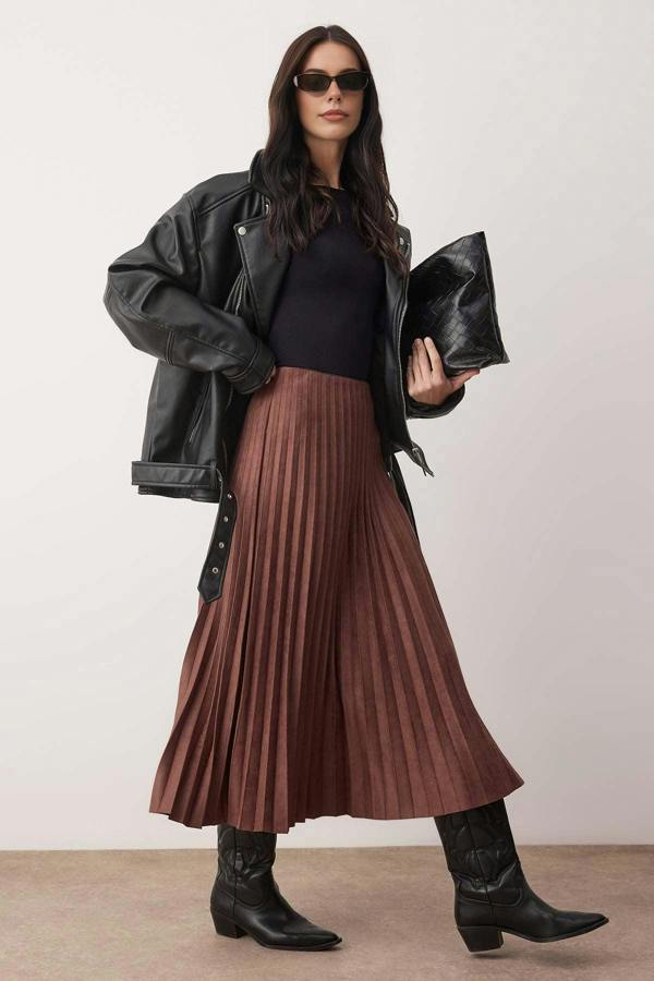 WOVCOR Suede A-line Pleated Maxi Stretch Knit Skirt