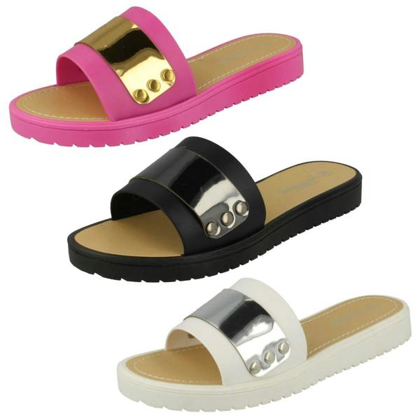 Savannah Ladies Savannah Flat Metal Detail Mules