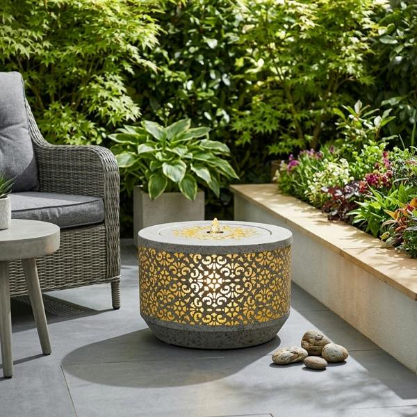 Garden Greatness Sandstone Patterned Round Water Feature