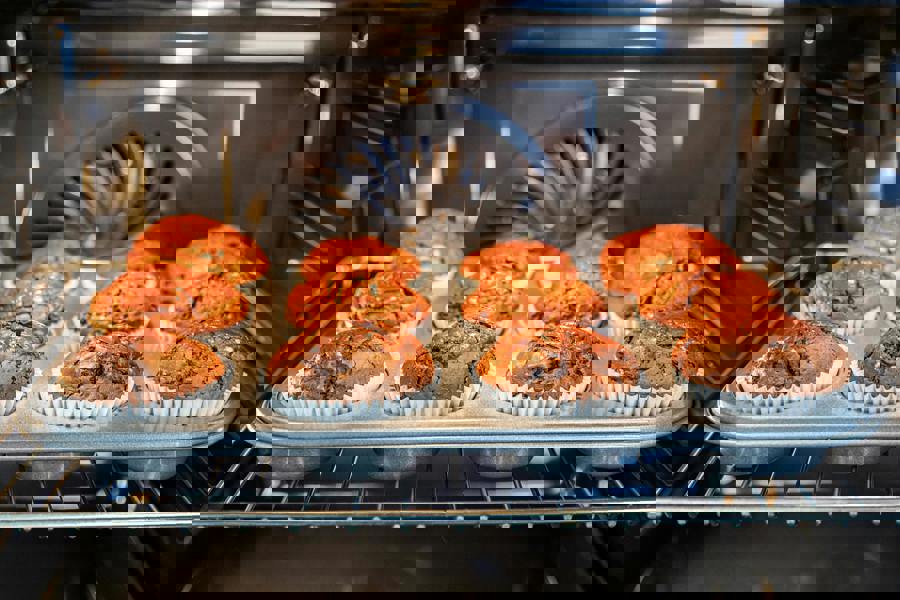 KitchenCraft Non-Stick Twelve Hole Bake Pan