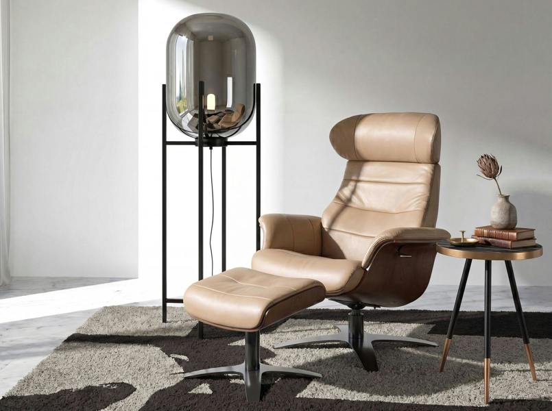 Angel Cerdá Floor lamp in grey smoked mirror-effect glass and black steel 8087