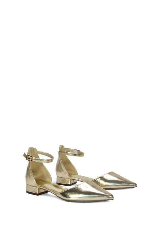 XY LONDON Low Heel Flat Pointed Toe Ankle Strap Court Shoes