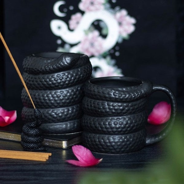 Serano Black Snake Mug