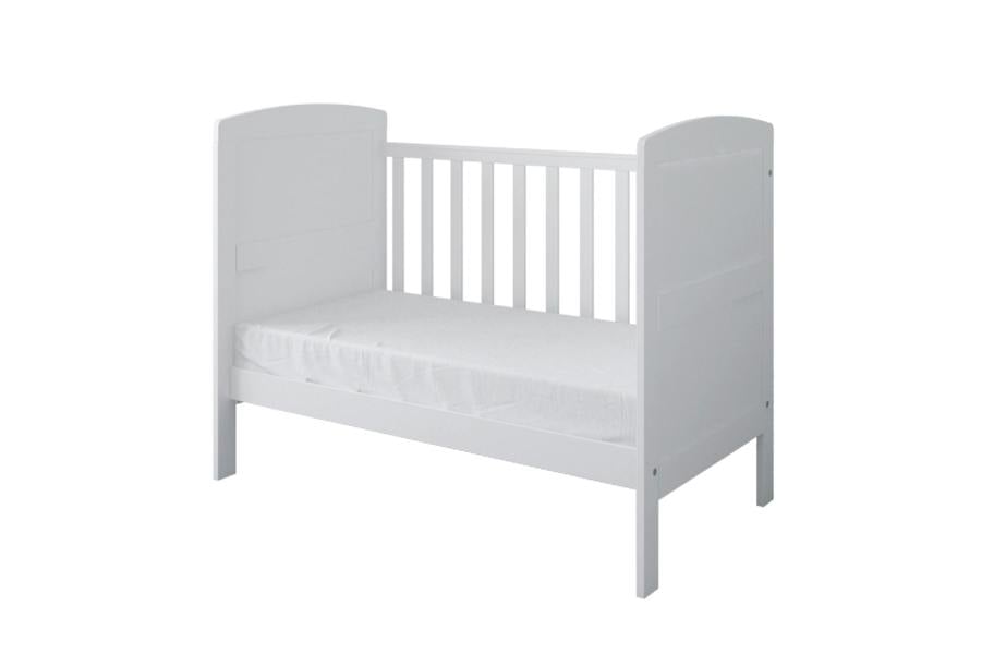 baby cot