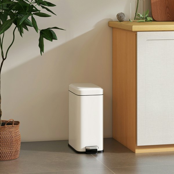 Trash Can