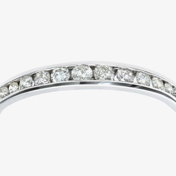 T. H. Baker 9ct White Gold 0.25ct Graduating Diamond Half Eternity Ring PR04775W