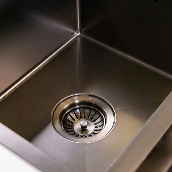 Flode Möckeln | 1.5 Bowl Stainless Steel Kitchen Sink | Inset or Undermounted | Strainer Wastes Supplied | Gun Metal Finish