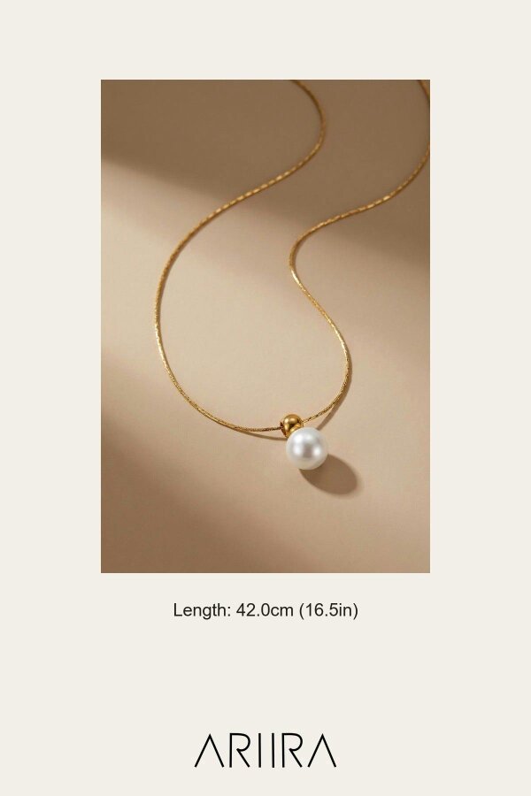 ARIIRA Oona Gold Tone Single Pearl Pendant
