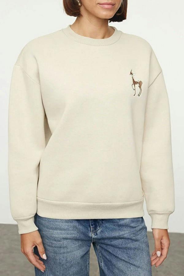 WOVCOR Animal Embroidered Thick Fleece Knit Sweatshirt